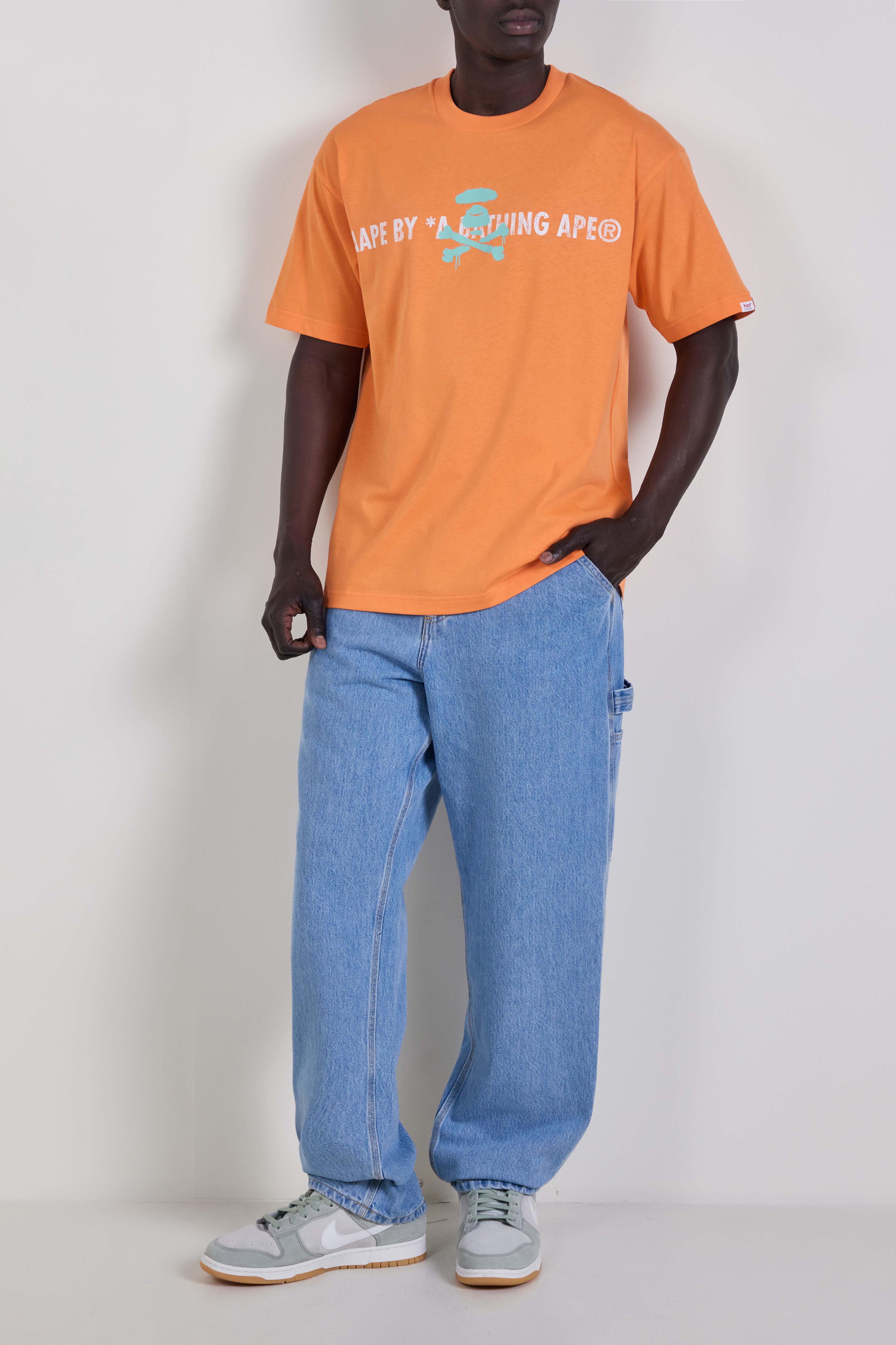 חולצת טי בגזרה ישרה